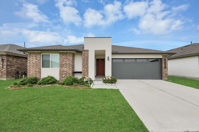 7923 Cattleman Valley Drive - Photo 1