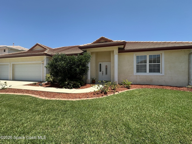 616 Manatee Bay Drive - Photo 1