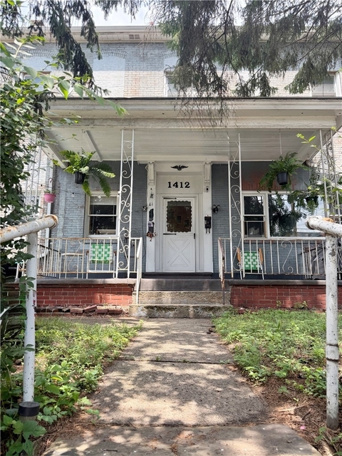 1412 Main St - Photo 1
