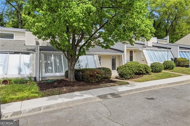 224 Goshen Lane - Photo 1