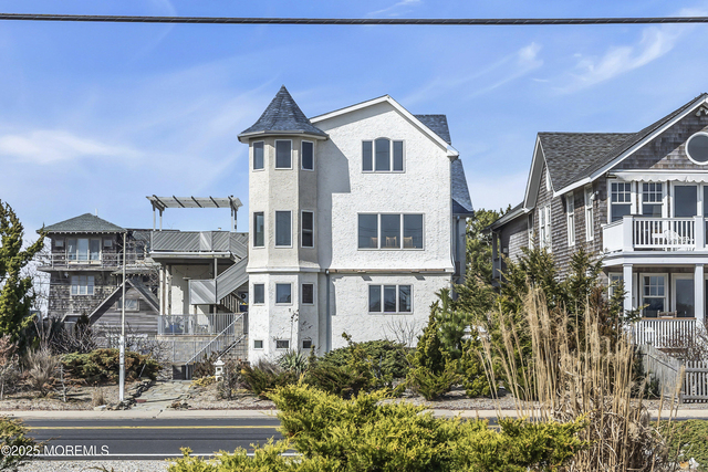 492 Ocean Avenue - Photo 1