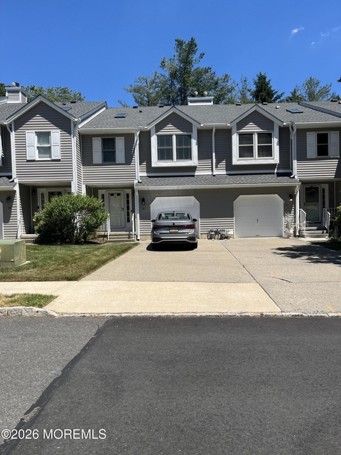 8 Eastborne Drive - Photo 1