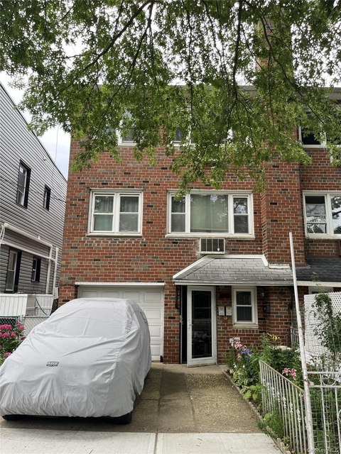 70-65 Walnut Street - Photo 1