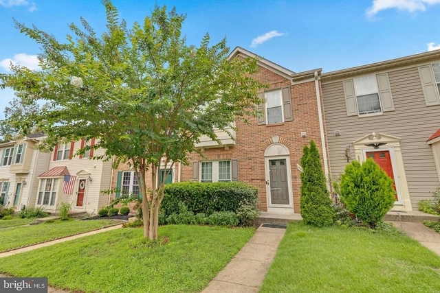 6880 Ridge Water Court - Photo 1