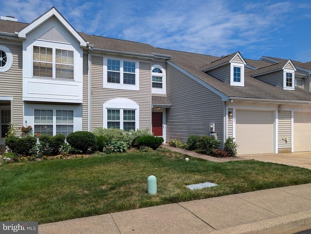 7102 Union Court - Photo 1