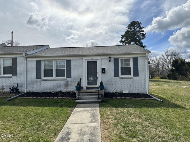 1700 Roslyn - Photo 1