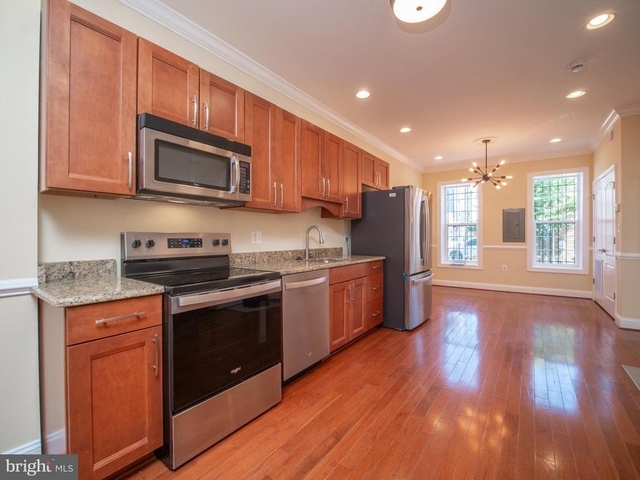 648 Newton Place Nw - Photo 1