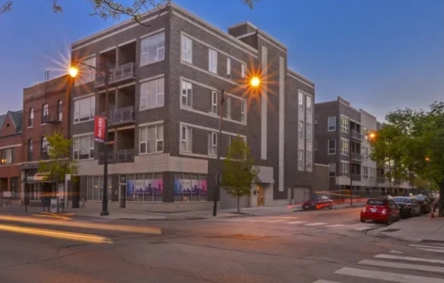 22 N Aberdeen Street - Photo 1