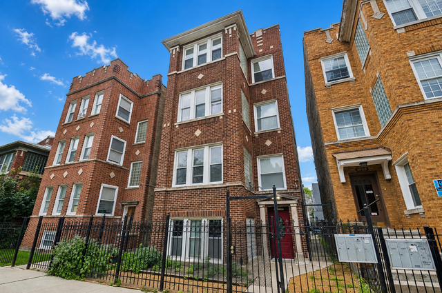 4925 N Albany Avenue - Photo 1