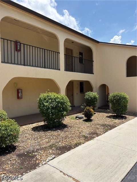 606 Gerald Avenue - Photo 1