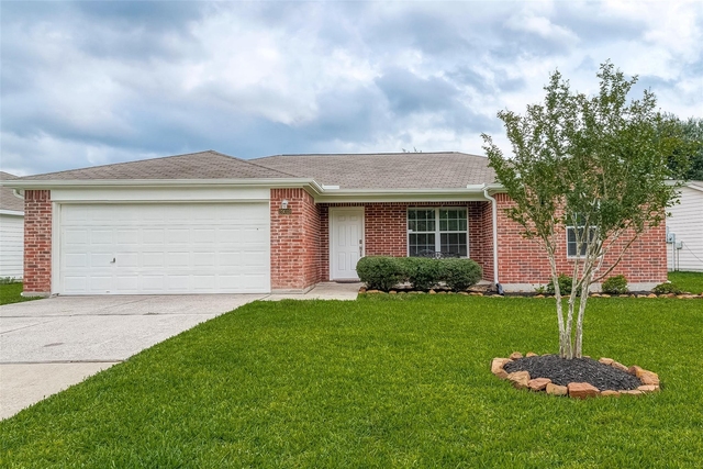 29019 Red River Loop - Photo 1