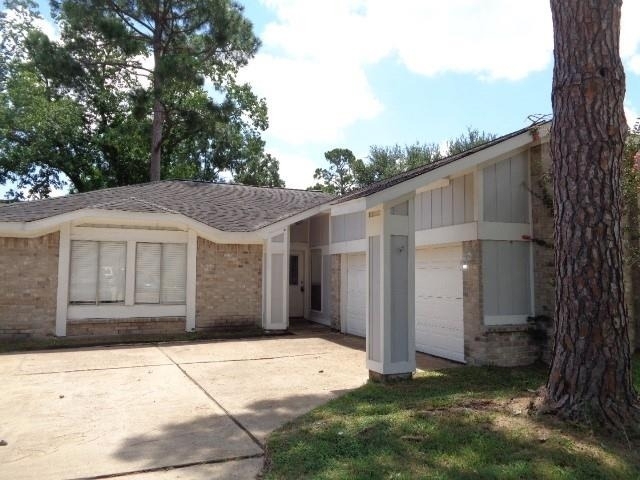 1227 Strawberry Park Lane - Photo 1