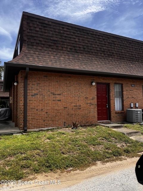 3816 Overlook Drive Ne - Photo 1