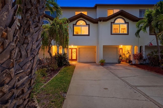381 Madeira Circle - Photo 1