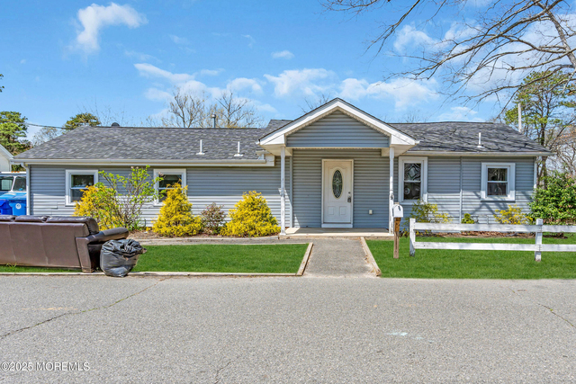 351 Hulse Avenue - Photo 1
