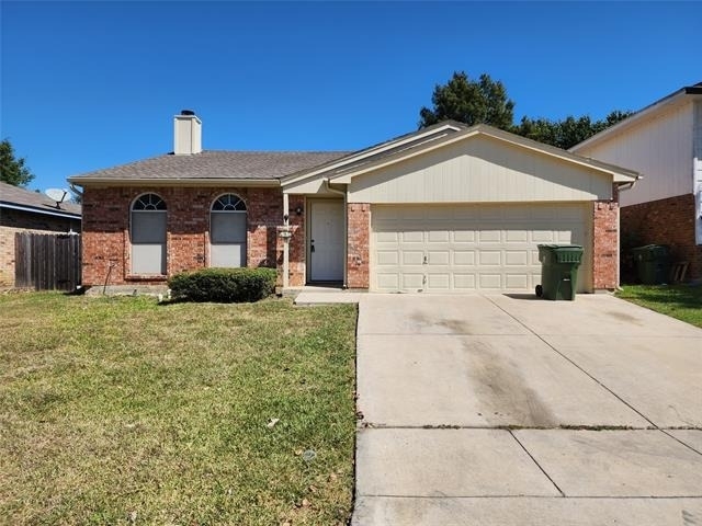 607 Hollyberry Drive - Photo 1