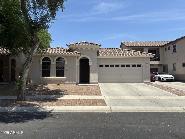 3942 E Claxton Avenue - Photo 1