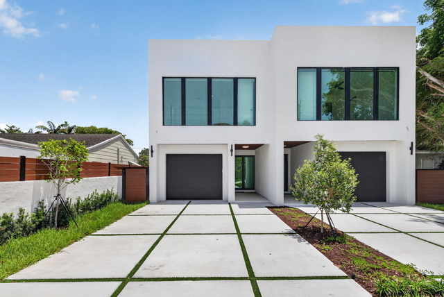 704 Sw 9th Street - Photo 1