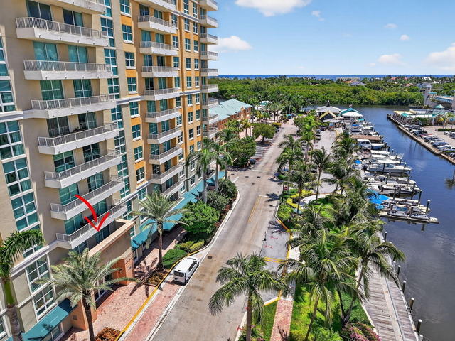 625 Casa Loma Boulevard - Photo 1