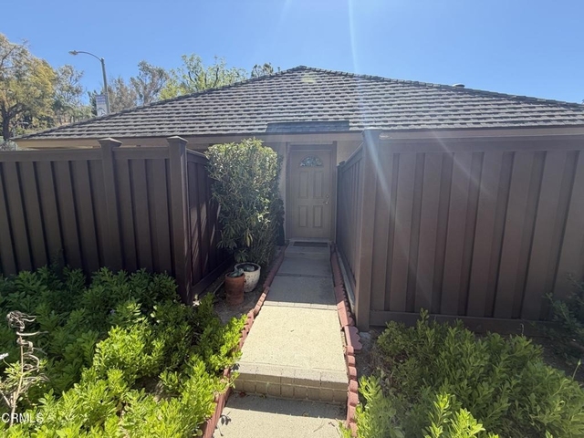 28835 Oakpath Drive - Photo 1