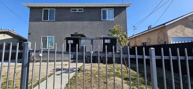 132 E Maple - Photo 1