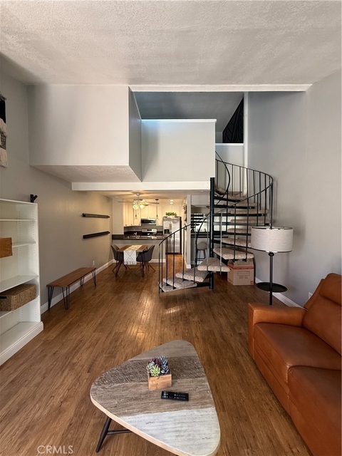 2900 Madison - Photo 1