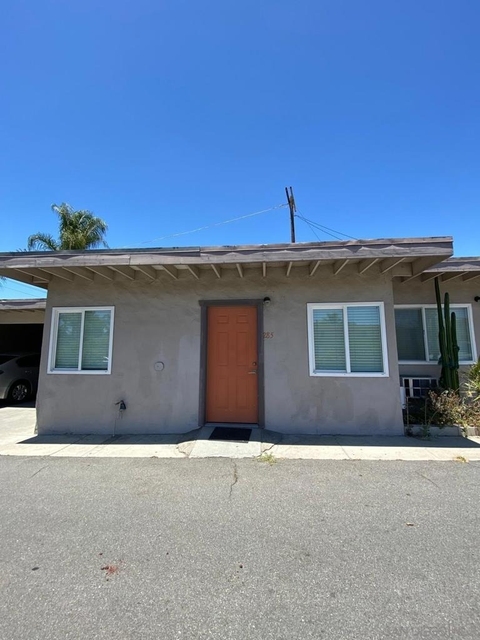 285 S Mollison Ave - Photo 1