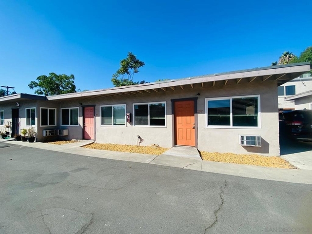 297 S Mollison Ave - Photo 1