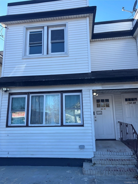 132-28 Crossbay Boulevard - Photo 1