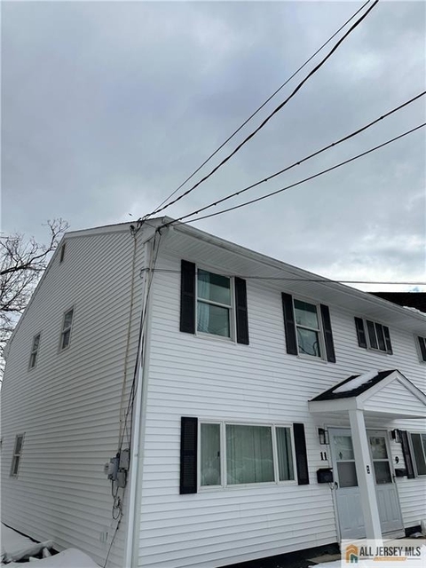11 Hyde Avenue - Photo 1