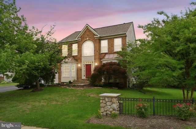6355 Willowfield Way - Photo 1