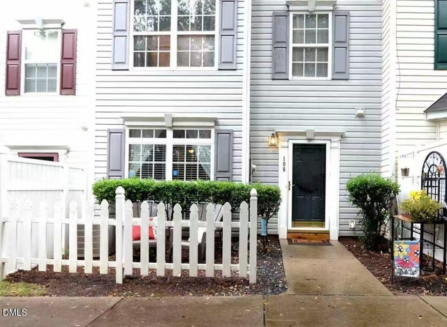 3040 Barrymore Street - Photo 1