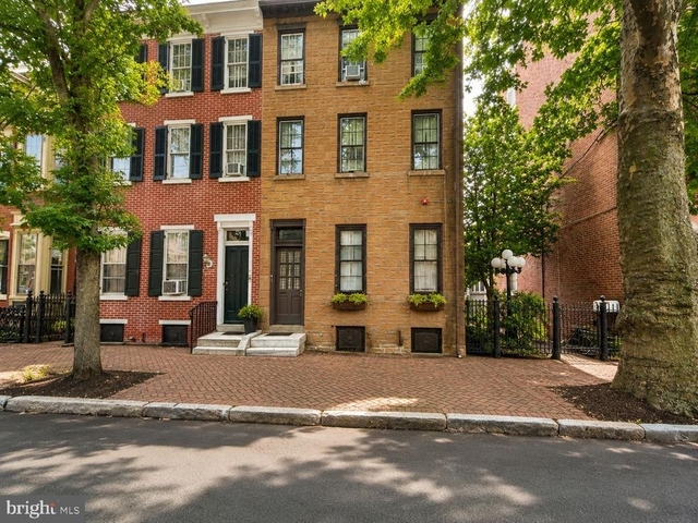 26 W Union Street - Photo 1