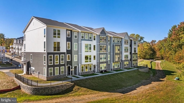 900 Gilbert Road - Photo 1