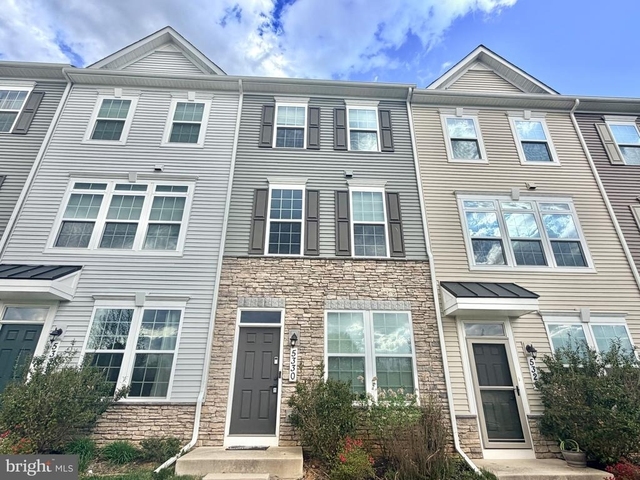 5330 Witch Hazel Lane - Photo 1