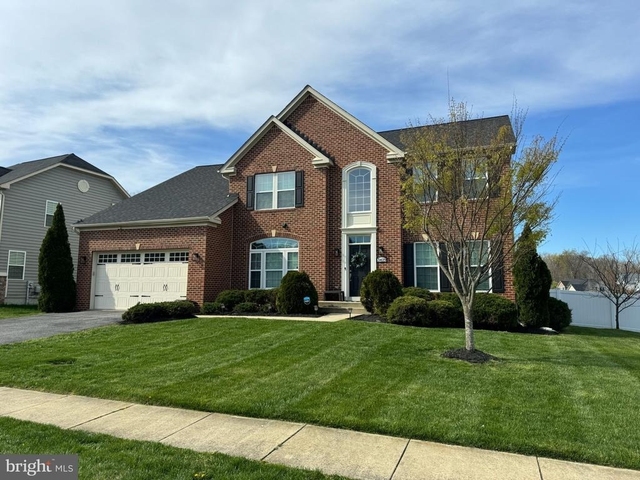 3429 Linden Grove Drive - Photo 1