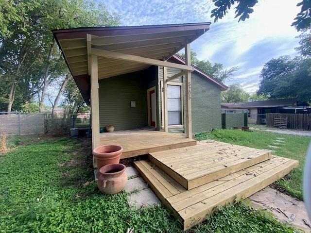 5205 Knight Cir - Photo 1
