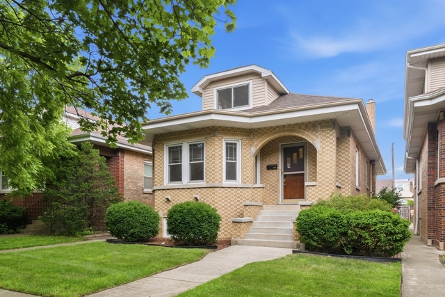 7236 W Pratt Avenue - Photo 1