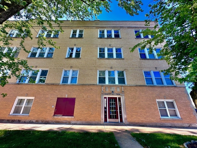 3214 W Berteau Avenue - Photo 1