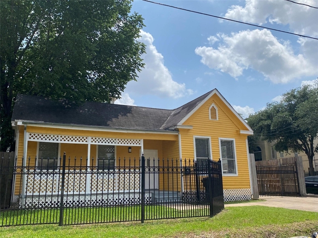 1517 Summer Street - Photo 1