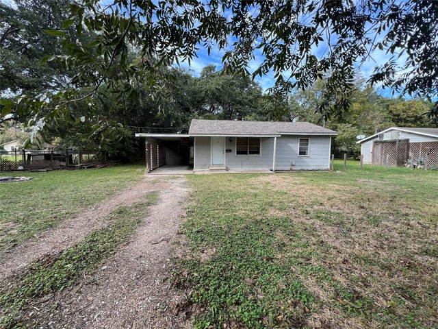 1026 Meyer Street - Photo 1