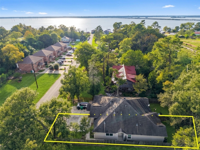 307 Covecrest Drive - Photo 1