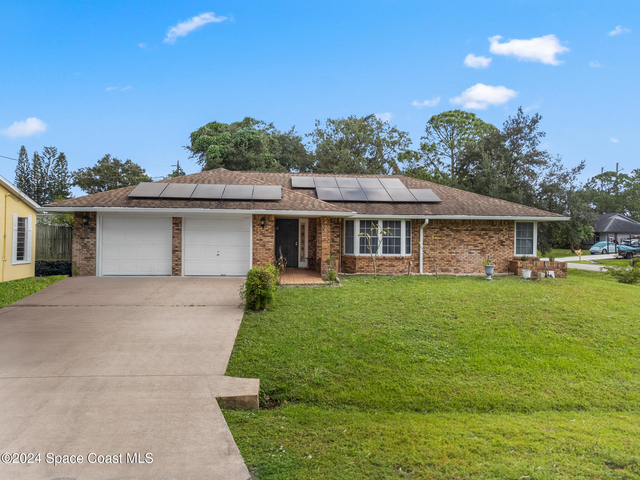 1005 Crazyhorse Avenue Nw - Photo 1