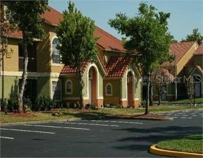 413 Fountainhead Circle - Photo 1