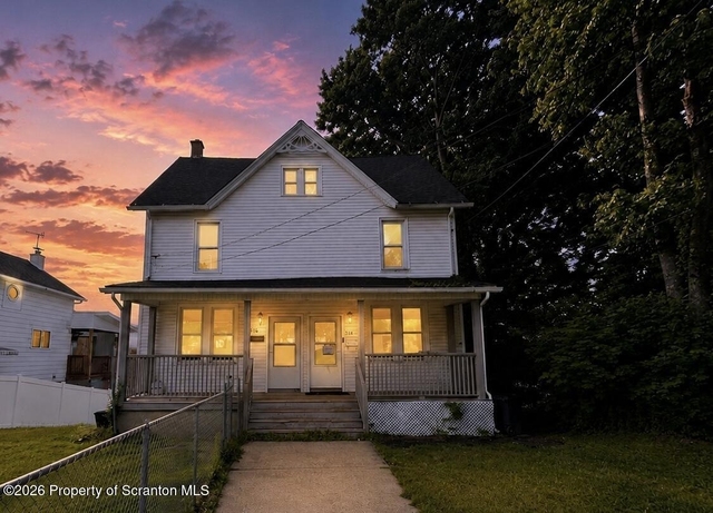 516 4th Street - Photo 1