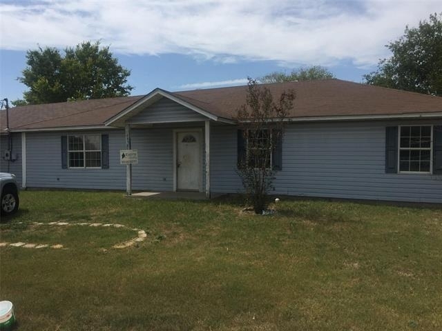 404 S Belknap Street - Photo 1