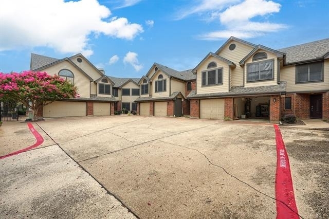 406 Santa Fe Trail - Photo 1