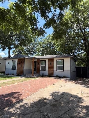 231 Elm Street - Photo 1