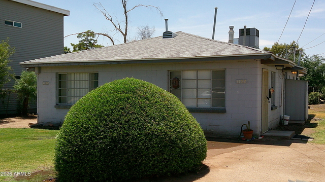 1134 S Roosevelt Street S - Photo 1