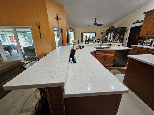 197 Nw 113th Way - Photo 1